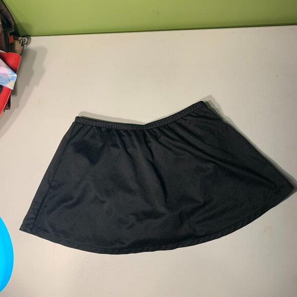 White Stag Other - White Stag Black Swim Skirt, size Large (12-14)